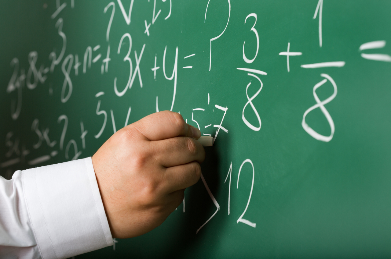 MATEMÁTICAS